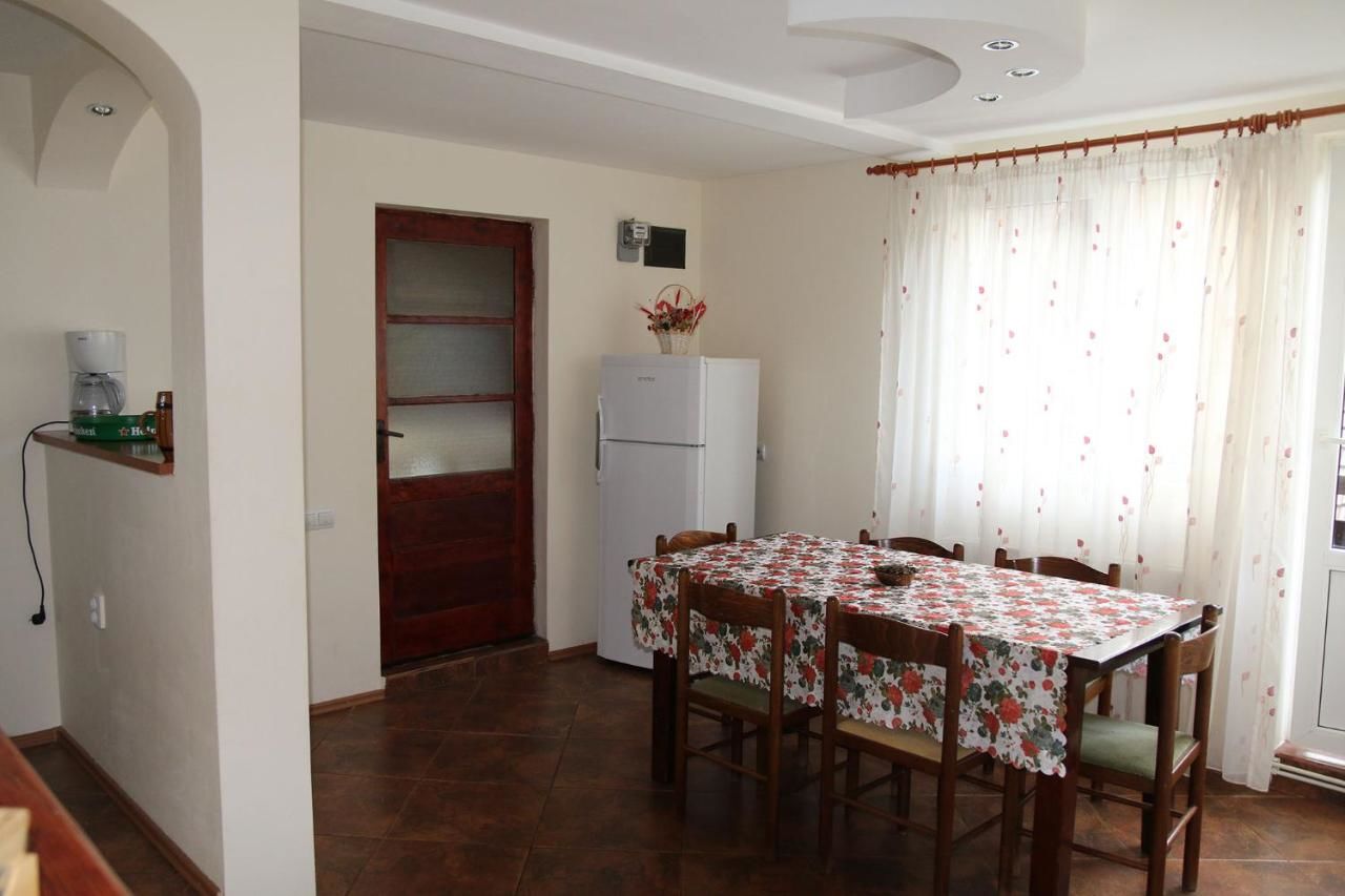 Гостевой дом Casa Maria Busteni - Poiana Tapului Буштени-11